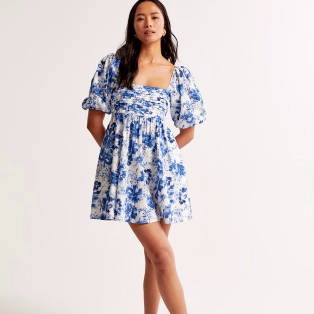 Abercrombie & Fitch Emerson Short Floral Blue and White Dress L